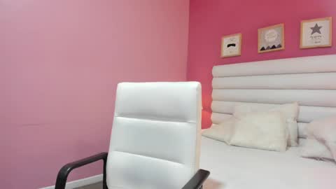 Gabriela salgado online show from February 2025 10:44:02 AM