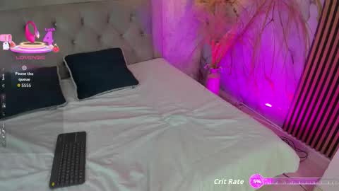   online show from October 2025 03:46:02 PM