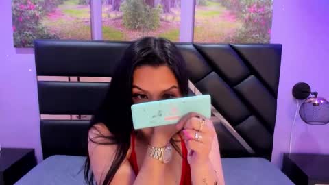 gabrielabotero online show from December 2025 08:15:01 PM