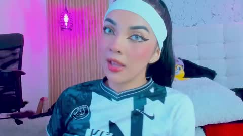 Gabriela Evans MS online show from March 2025 04:27:02 AM