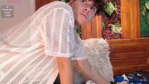 gabriell_ramirez_ online show from February 2025 08:40:02 AM