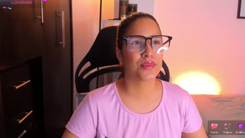 Gabriella online show from October 2025 10:54:02 PM