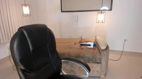 gabriella_evans_ online show from February 2026 06:26:01 AM