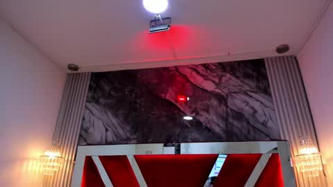 Gaby  online show from April 2026 06:10:01 PM