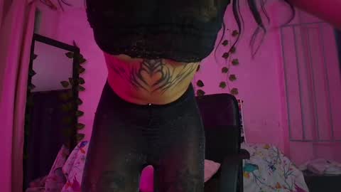 Gaby online show from January 2025 11:01:02 PM