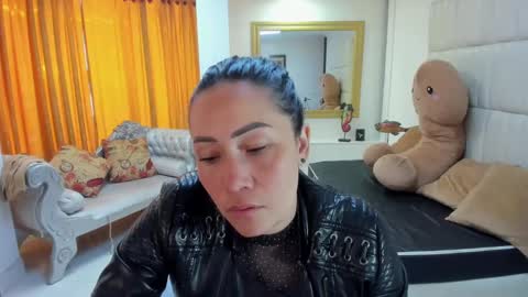 gabriela online show from September 2025 02:09:02 PM