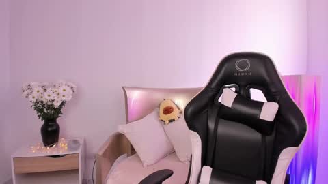 Gabriela online show from February 2025 05:15:02 PM