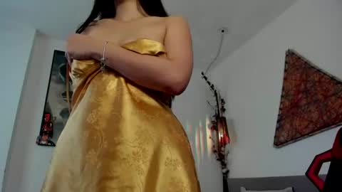 gabyaridiii online show from August 2026 03:47:02 PM