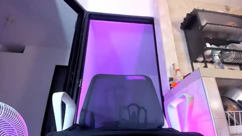 Gaby. online show from March 2026 05:44:01 AM