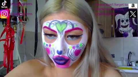 gabygumms online show from September 2025 06:30:02 PM