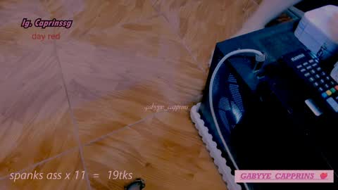 gabyye capprins online show from April 2026 12:52:02 AM