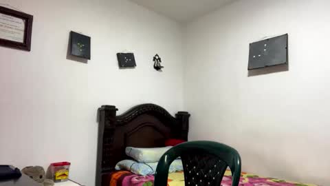 Snapshot of gadiel_sex chatting on February 2026 12:58:02 PM gadiel_sex online show from February 2026 12:58:02 PM