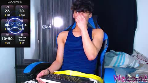 gael_jones online show from December 2025 05:15:02 AM