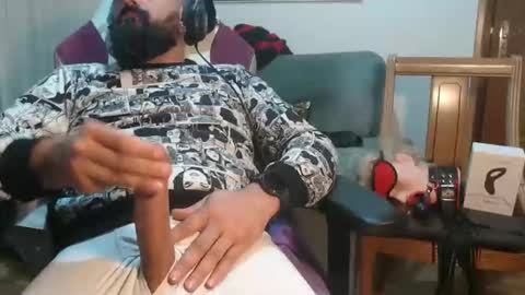 Snapshot of gag0nmyc0ck chatting on November 2025 09:18:02 AM your master online show from November 2025 09:18:02 AM