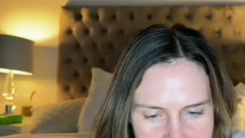 gamer_gal633618 online show from January 2026 09:38:02 PM