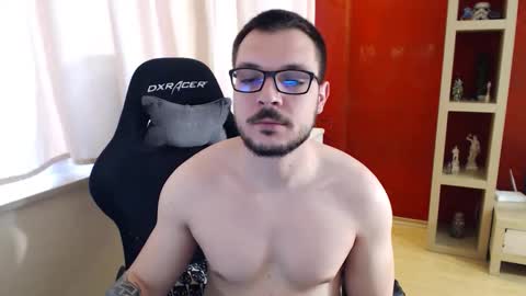 GangstaLover online show from April 2026 03:31:01 AM