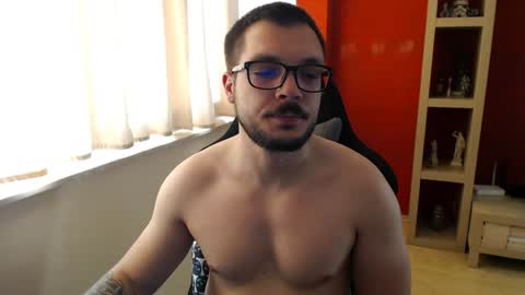 GangstaLover online show from June 2026 03:31:02 AM
