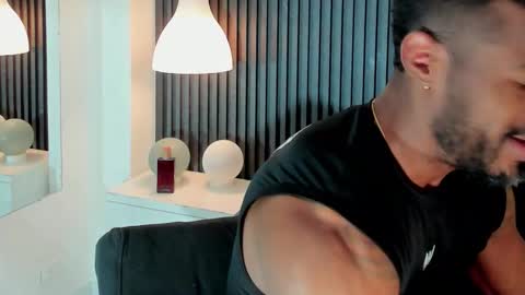 Alejo  online show from January 2026 07:39:01 PM