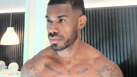 Alejo  online show from January 2026 07:52:02 PM