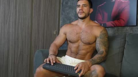 Snapshot of garret_alvin_ chatting on June 2026 10:48:02 PM Garret online show from June 2026 10:48:02 PM