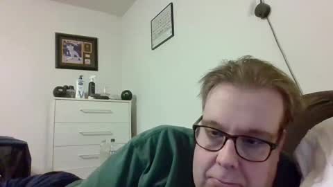 Snapshot of garyg930 chatting on April 2026 02:53:01 AM Gary online show from April 2026 02:53:01 AM