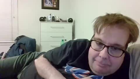 Snapshot of garyg930 chatting on May 2026 03:45:02 AM Gary online show from May 2026 03:45:02 AM