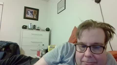 Snapshot of garyg930 chatting on June 2026 02:47:02 AM Gary online show from June 2026 02:47:02 AM