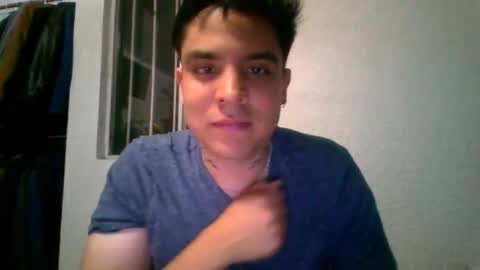 Snapshot of garypinepineapple chatting on May 2026 05:57:02 AM garypinepineapple online show from May 2026 05:57:02 AM
