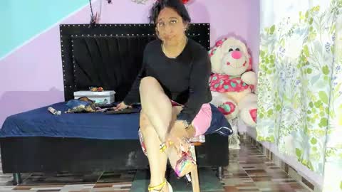 Diana online show from December 2024 09:27:01 PM