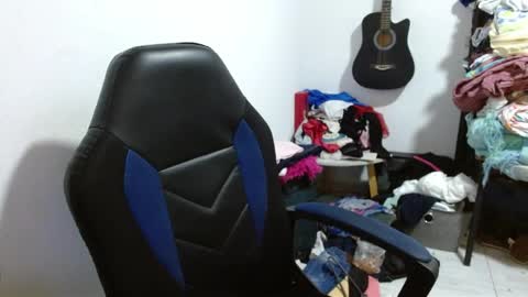 katia online show from April 2026 07:38:02 PM