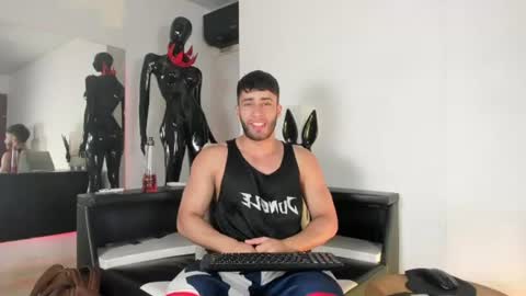 Snapshot of gato_pascal chatting on June 2026 08:22:02 PM Gato online show from June 2026 08:22:02 PM