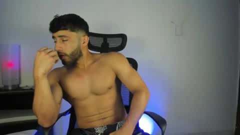 Snapshot of gato_pascal chatting on July 2026 08:26:02 PM Gato online show from July 2026 08:26:02 PM