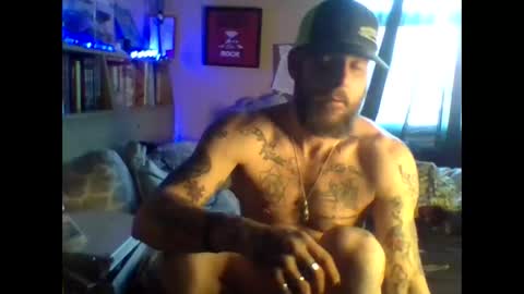 Daddy Gator online show from February 2025 10:30:01 PM