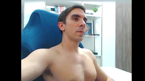 Snapshot of gatosarado23 chatting on October 2025 04:33:01 AM gatosarado23 online show from October 2025 04:33:01 AM