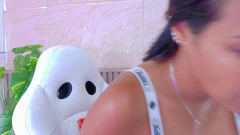 Snapshot of gaviluc_ chatting on May 2026 12:45:02 PM gaviluc_ online show from May 2026 12:45:02 PM