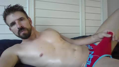 Snapshot of gavintaylor chatting on October 2025 09:02:01 PM gavintaylor online show from October 2025 09:02:01 PM