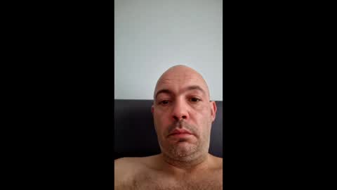 gazg1984 online show from November 2025 09:10:01 AM