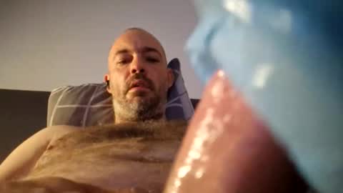 gazg1984 online show from April 2026 11:51:01 PM