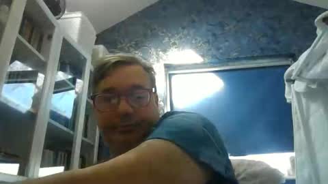 gazzaboy123 online show from May 2026 07:38:02 AM