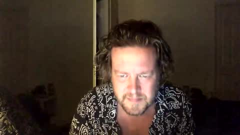 gcsurfer81 online show from April 2026 08:09:02 AM