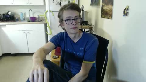 Snapshot of gdanch chatting on December 2024 01:36:02 AM G online show from December 2024 01:36:02 AM