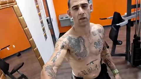 Zanecubano online show from September 2025 08:32:02 PM