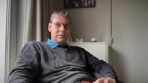 Snapshot of geertjem chatting on October 2025 09:12:01 AM geertjem online show from October 2025 09:12:01 AM