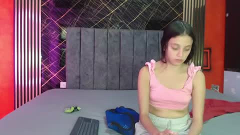 Snapshot of gendy_lovers chatting on June 2026 02:43:02 PM gendy_lovers online show from June 2026 02:43:02 PM