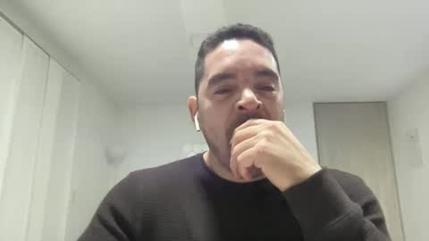 genesis_wb online show from March 2025 04:12:02 AM