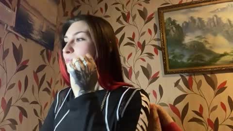 Snapshot of genevivewayson chatting on December 2025 07:24:01 AM Martha online show from December 2025 07:24:01 AM