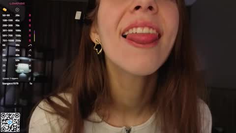 Amely  online show from November 2025 04:05:01 AM