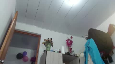 gensesisex online show from December 2024 03:32:01 AM