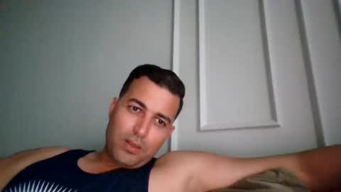 Snapshot of genteldevil chatting on November 2025 05:23:01 PM genteldevil online show from November 2025 05:23:01 PM