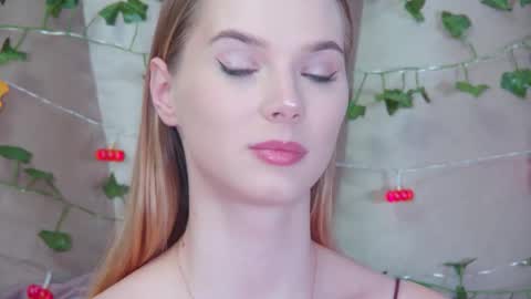 GentleRossi online show from October 2025 06:38:02 PM